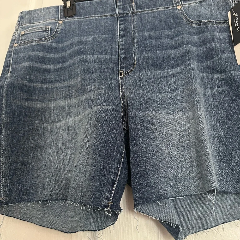 🆕Liverpool Los Angeles Bermuda Jeans Shorts - Picture 5 of 16